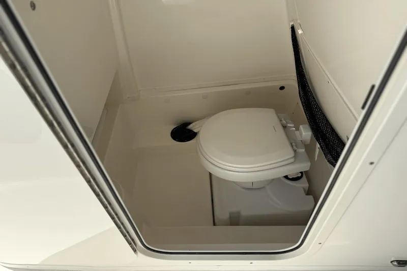 Slide: The Image of NauticStar 2602 Legacy 2021 - 52