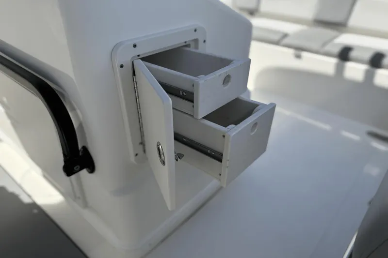 Slide: The Image of NauticStar 2602 Legacy 2021 - 55