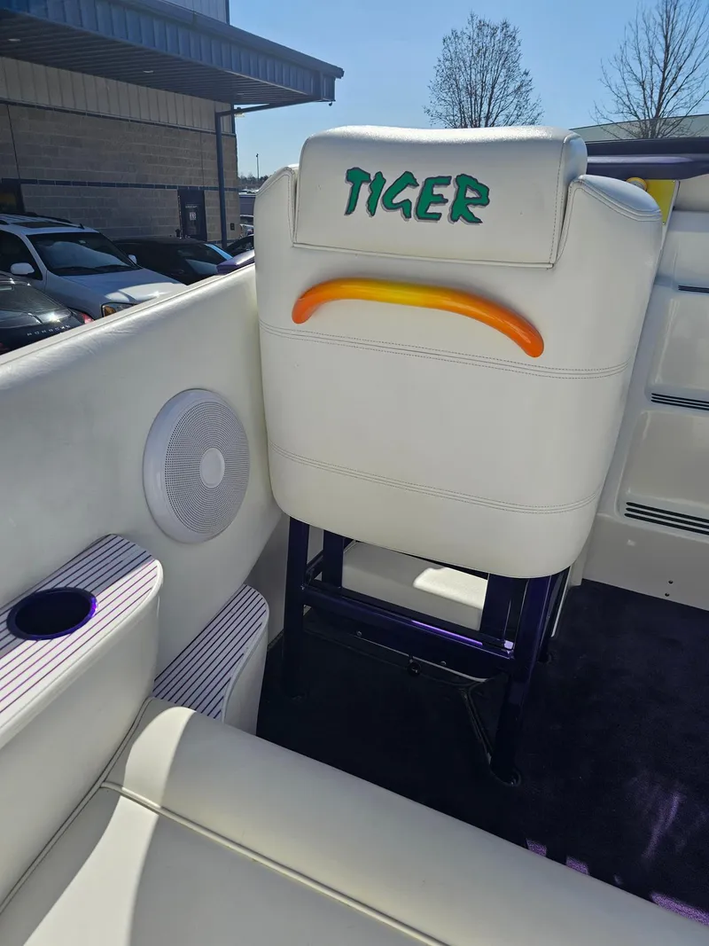 Slide: The Image of Cigarette 42 Tiger 2003 - 63