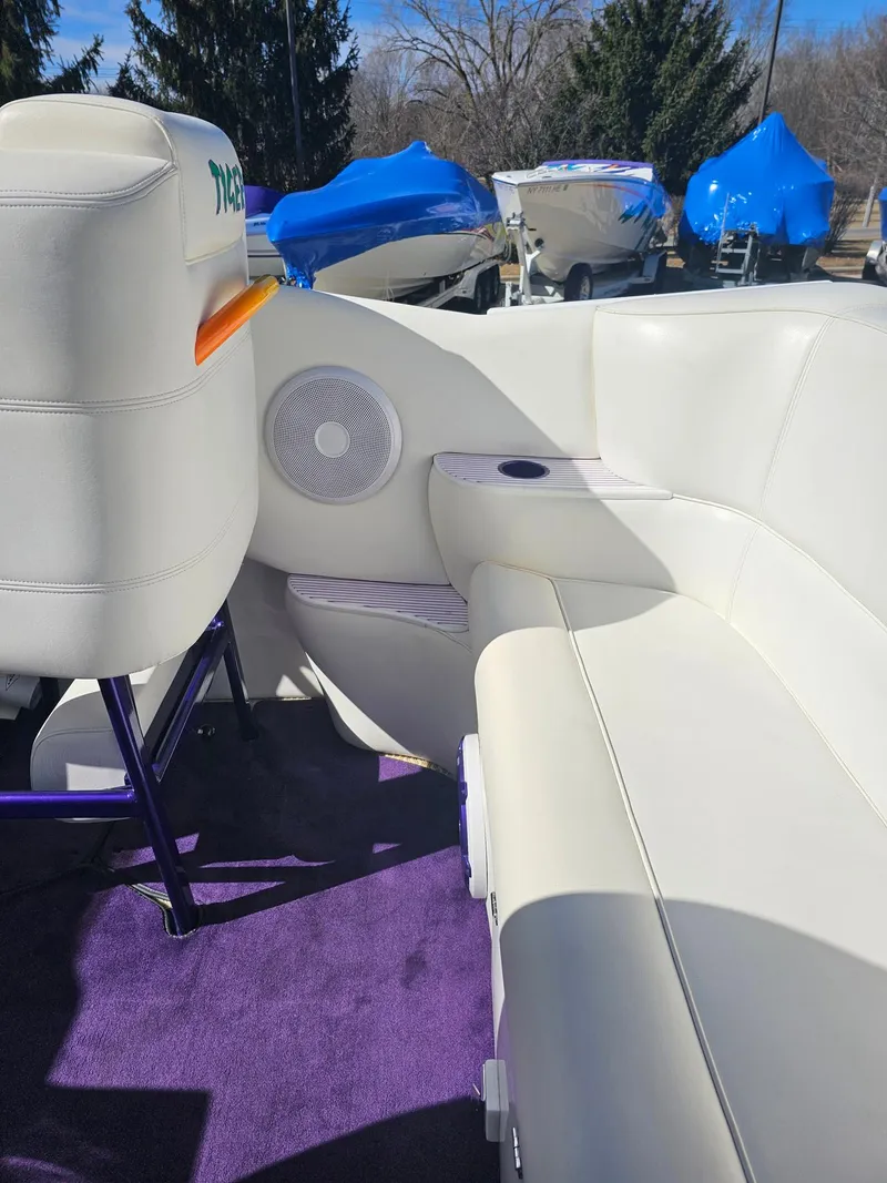 Slide: The Image of Cigarette 42 Tiger 2003 - 65