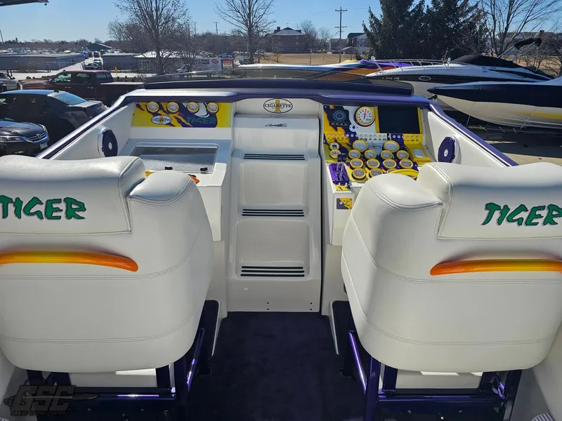 Slide: The Image of Cigarette 42 Tiger 2003 - 66