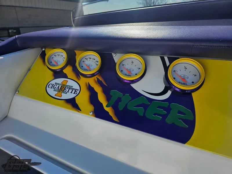 Slide: The Image of Cigarette 42 Tiger 2003 - 73