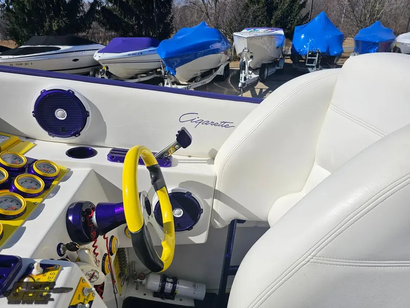 Slide: The Image of Cigarette 42 Tiger 2003 - 75