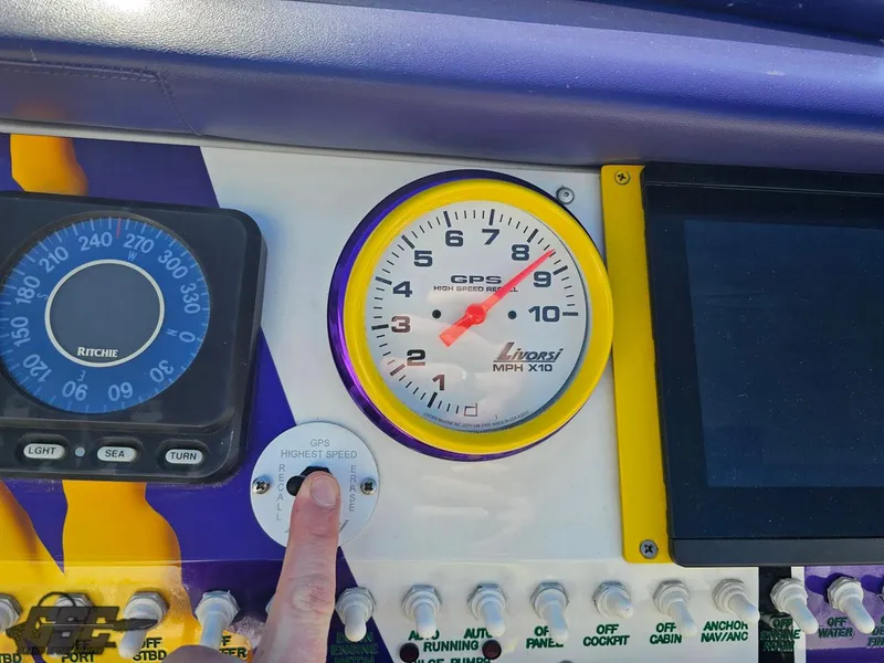 Slide: The Image of Cigarette 42 Tiger 2003 - 80