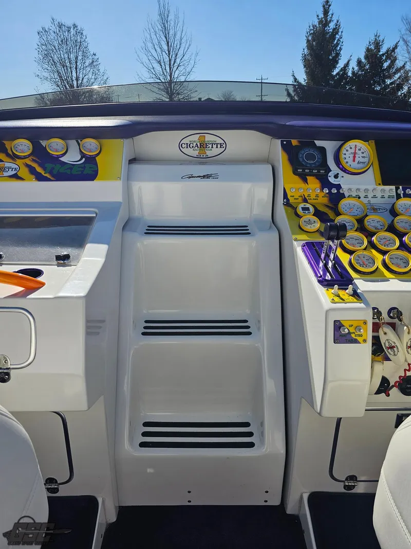 Slide: The Image of Cigarette 42 Tiger 2003 - 82