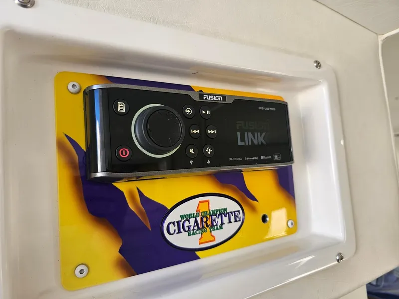 Slide: The Image of Cigarette 42 Tiger 2003 - 88