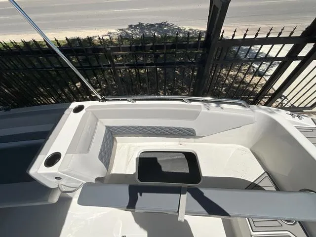 Slide: The Image of Starcraft SVX 171 OB 2025 - 10