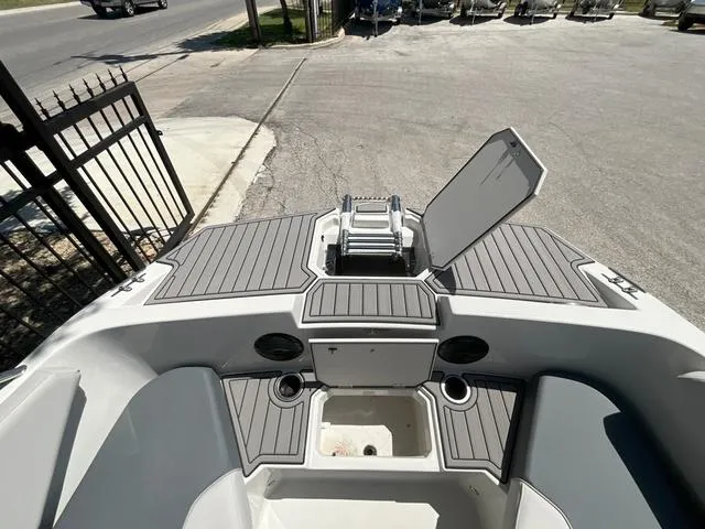 Slide: The Image of Starcraft SVX 171 OB 2025 - 12