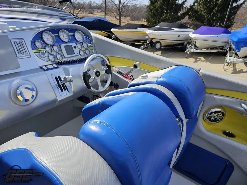 Slide: The Image of Outerlimits 39 Quattro 2007 - 57