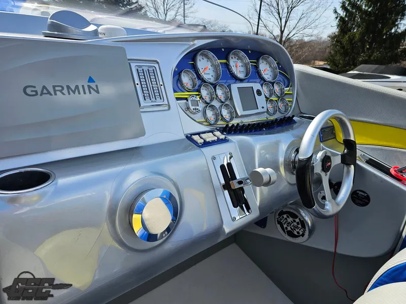 Slide: The Image of Outerlimits 39 Quattro 2007 - 64