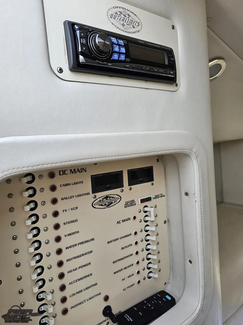 Slide: The Image of Outerlimits 39 Quattro 2007 - 82