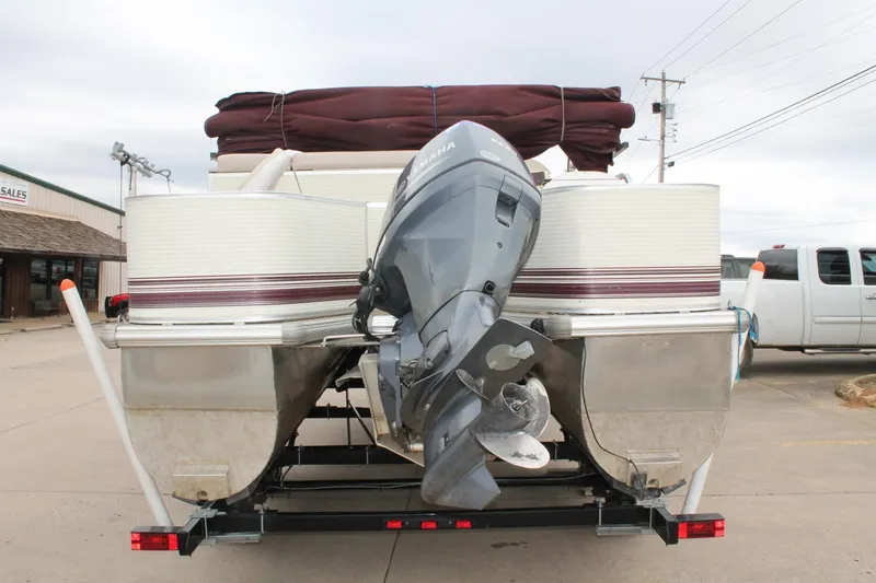 Slide: The Image of Voyager 20 sport 2004 - 10