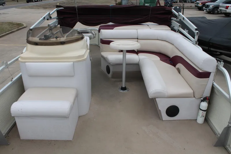 Slide: The Image of Voyager 20 sport 2004 - 13