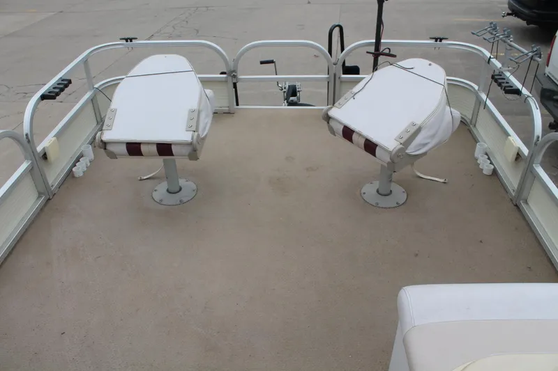 Slide: The Image of Voyager 20 sport 2004 - 17