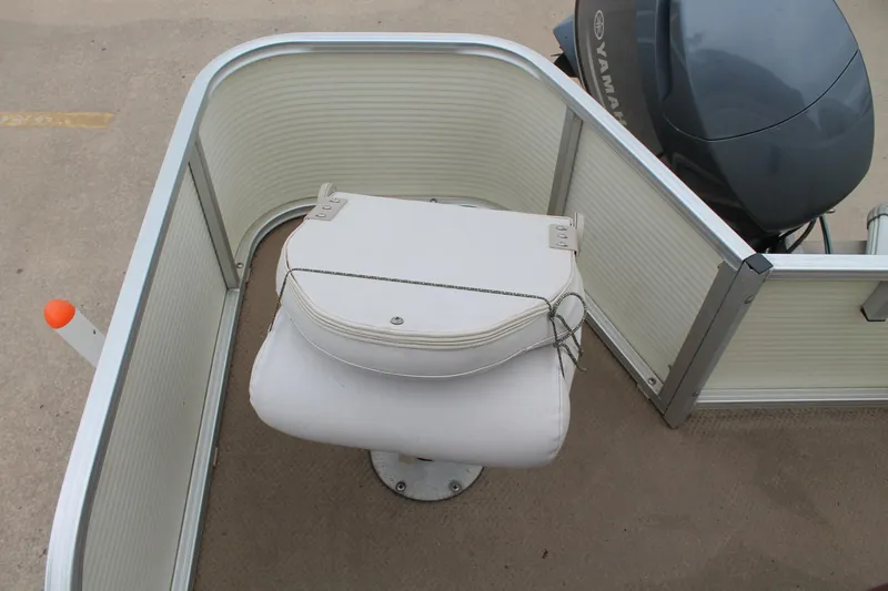 Slide: The Image of Voyager 20 sport 2004 - 20