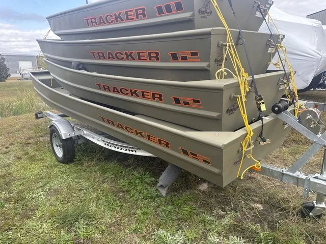 Slide: The Image of Tracker 1236 JON 2025 - 6