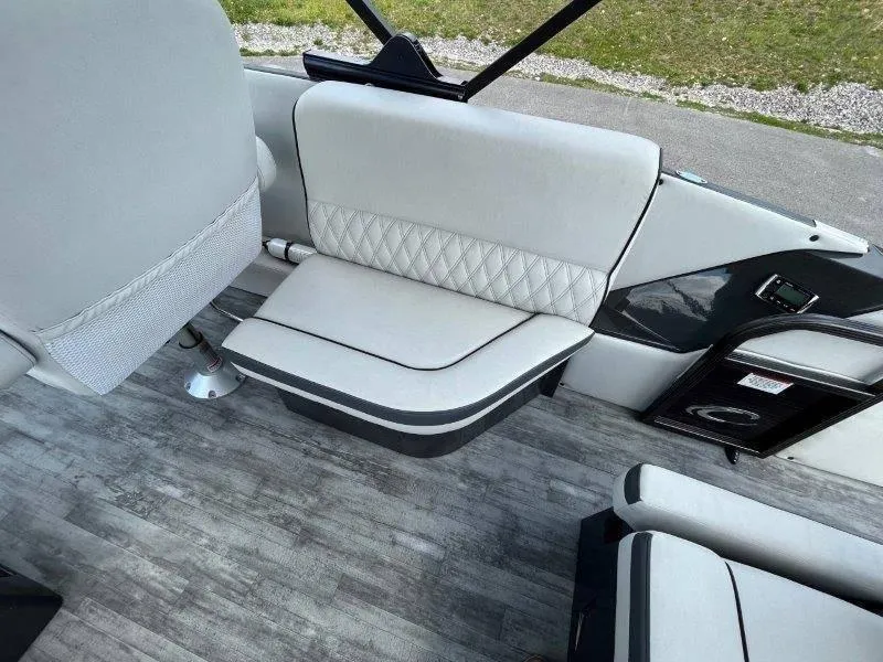 Slide: The Image of Interior of 2018 Crest Savannah 250 NX-L boat with stylish seating and modern design. - 28