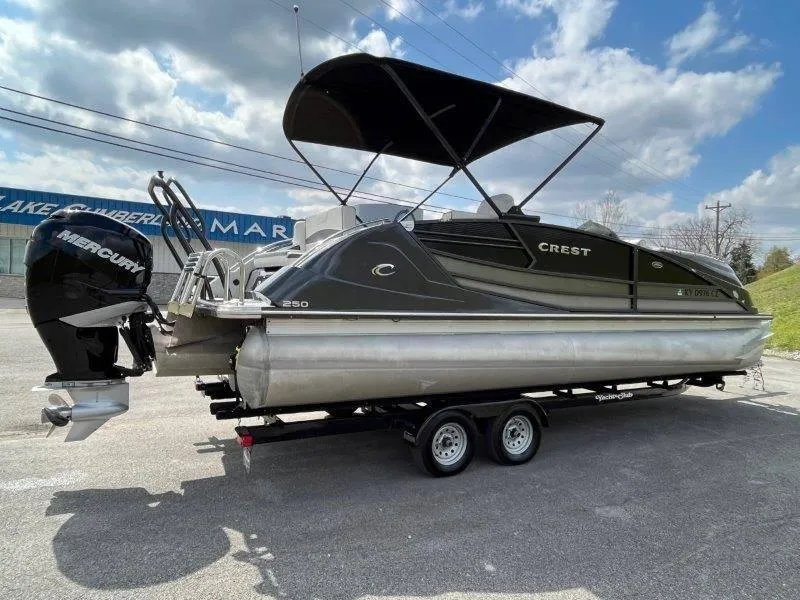 Slide: The Image of Crest Savannah 250 SLS 2018 - 52