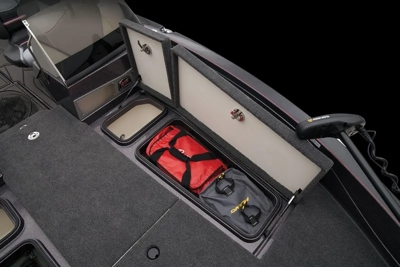 Slide: The Image of Ranger 621FS Pro 2025 - 36