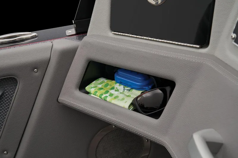 Slide: The Image of Ranger 621FS Pro 2025 - 59