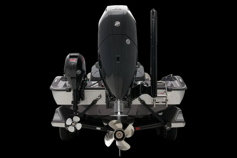 Slide: The Image of Ranger 621FS Pro 2025 - 95