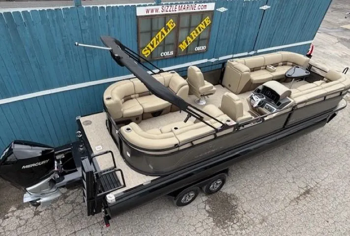 Slide: The Image of 2024 Regency 250 LE3 pontoon boat with Mercury engine at Sizzle Marine. - 8