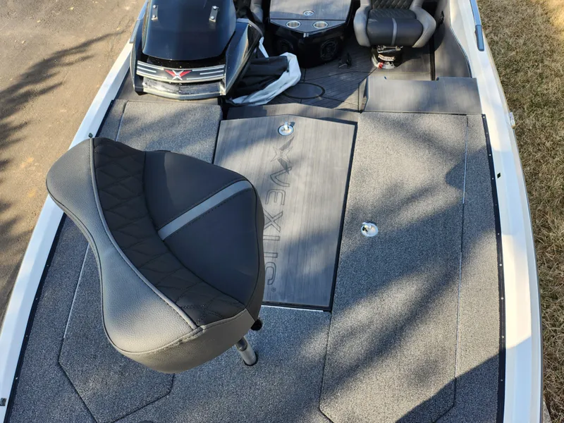 Slide: The Image of 2023 Vexus VX20 boat deck with seating and storage compartments. - 18