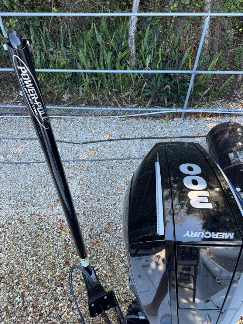 Slide: The Image of Tidewater 2500 Carolina Bay 2020 with Mercury 400 engine and Power-Pole anchor system. - 40