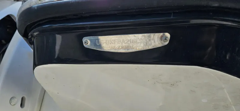 Slide: The Image of 2020 Blackfin 272 CC boat hull identification number plate. - 39