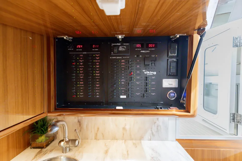 Slide: The Image of Viking 38 Billfish 2019 - 17