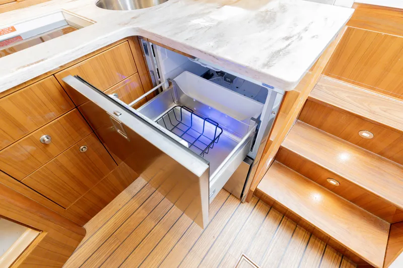 Slide: The Image of Viking 38 Billfish 2019 - 18