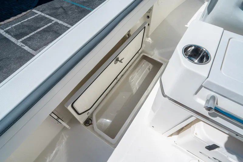 Slide: The Image of Cobia 265 Center Console 2025 - 16