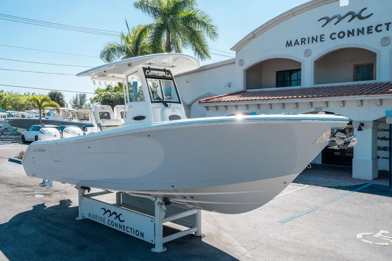 Slide: The Image of Cobia 265 Center Console 2025 - 8