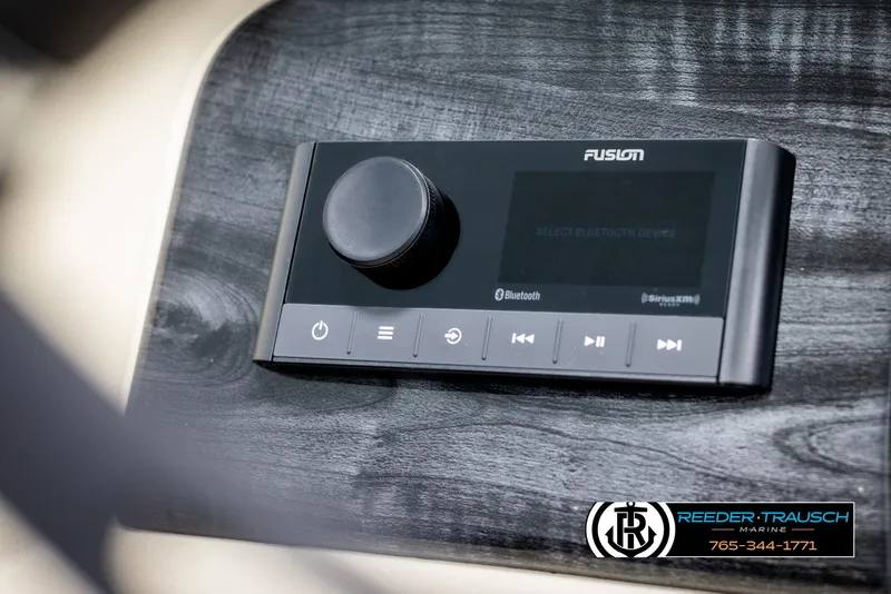 Slide: The Image of Control panel of 2025 Avalon LSZ VRB with Fusion audio system. - 33