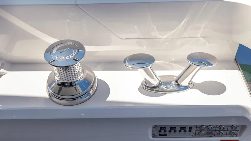 Slide: The Image of Sunseeker 88 Yacht 2025 - 78