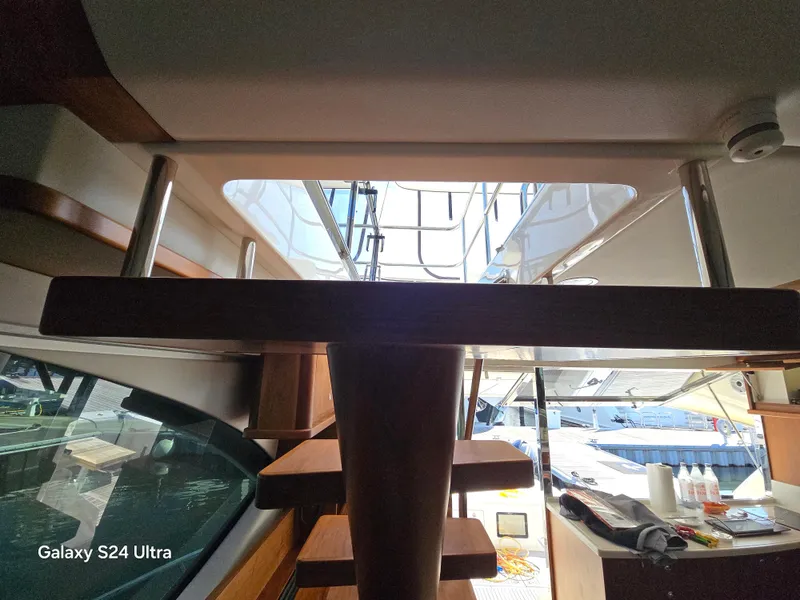 Slide: The Image of Riviera 54 Enclosed Flybridge 2022 - 113