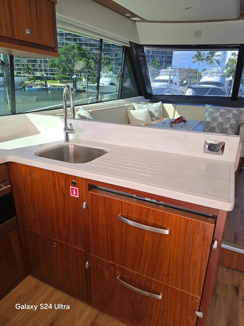 Slide: The Image of Riviera 54 Enclosed Flybridge 2022 - 119