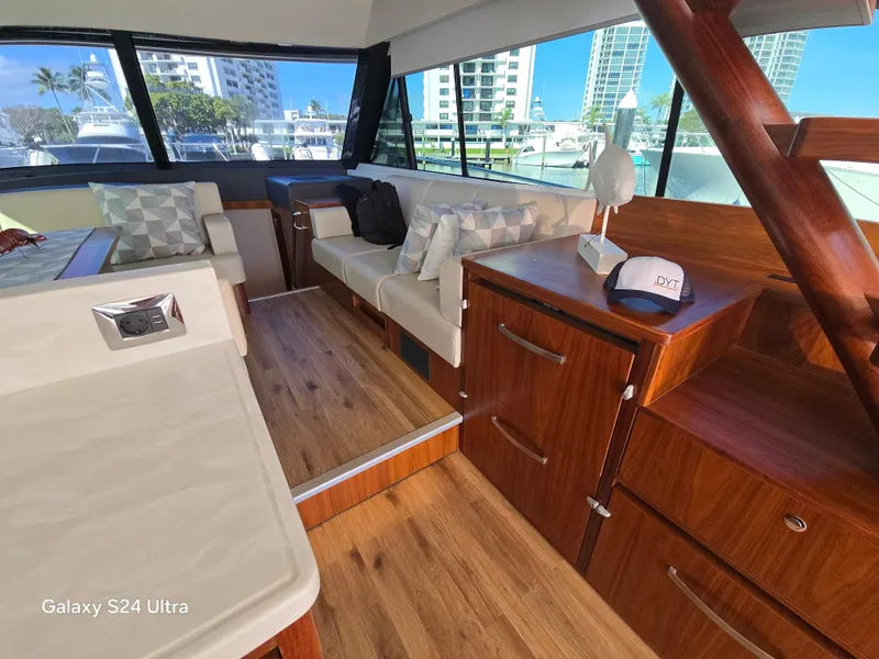 Slide: The Image of Riviera 54 Enclosed Flybridge 2022 - 121