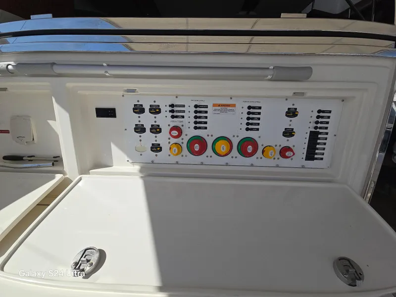 Slide: The Image of Riviera 54 Enclosed Flybridge 2022 - 134