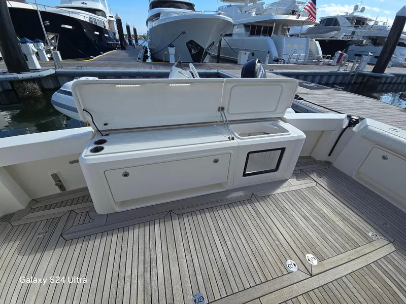 Slide: The Image of Riviera 54 Enclosed Flybridge 2022 - 151