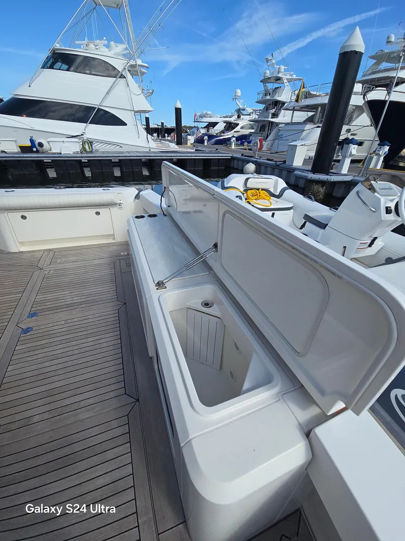 Slide: The Image of Riviera 54 Enclosed Flybridge 2022 - 154