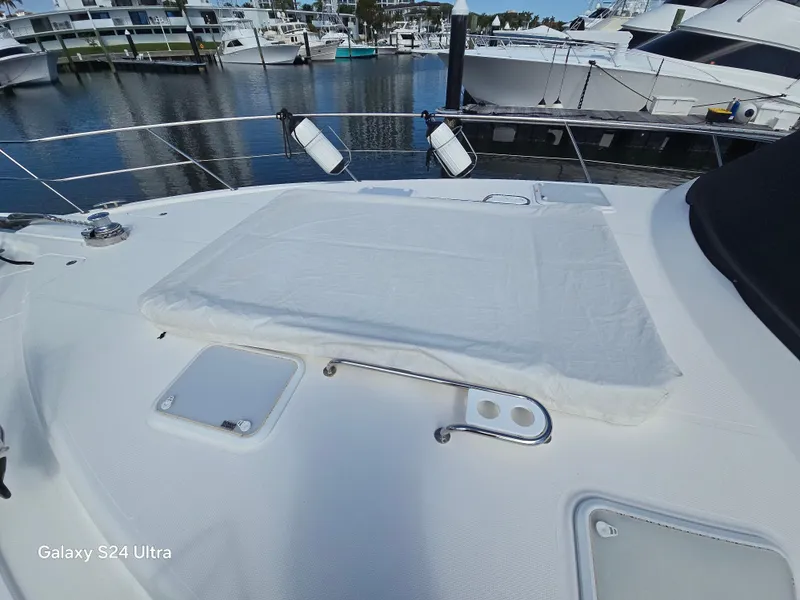 Slide: The Image of Riviera 54 Enclosed Flybridge 2022 - 161