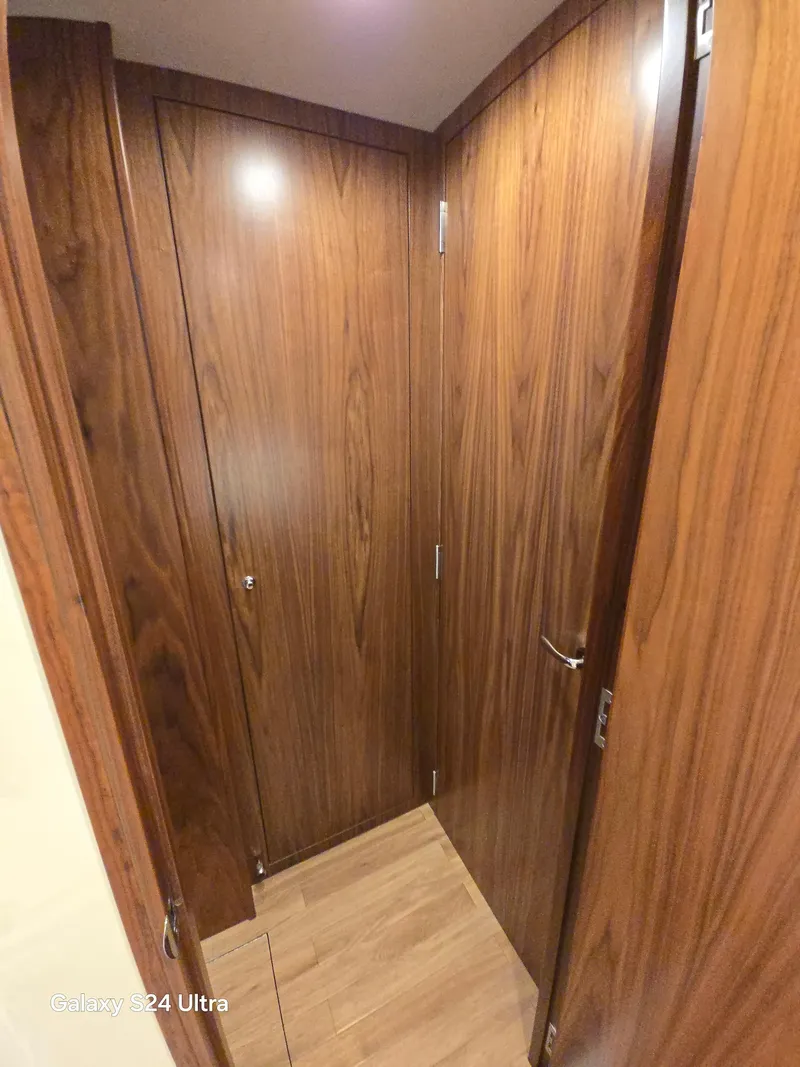 Slide: The Image of Riviera 54 Enclosed Flybridge 2022 - 82