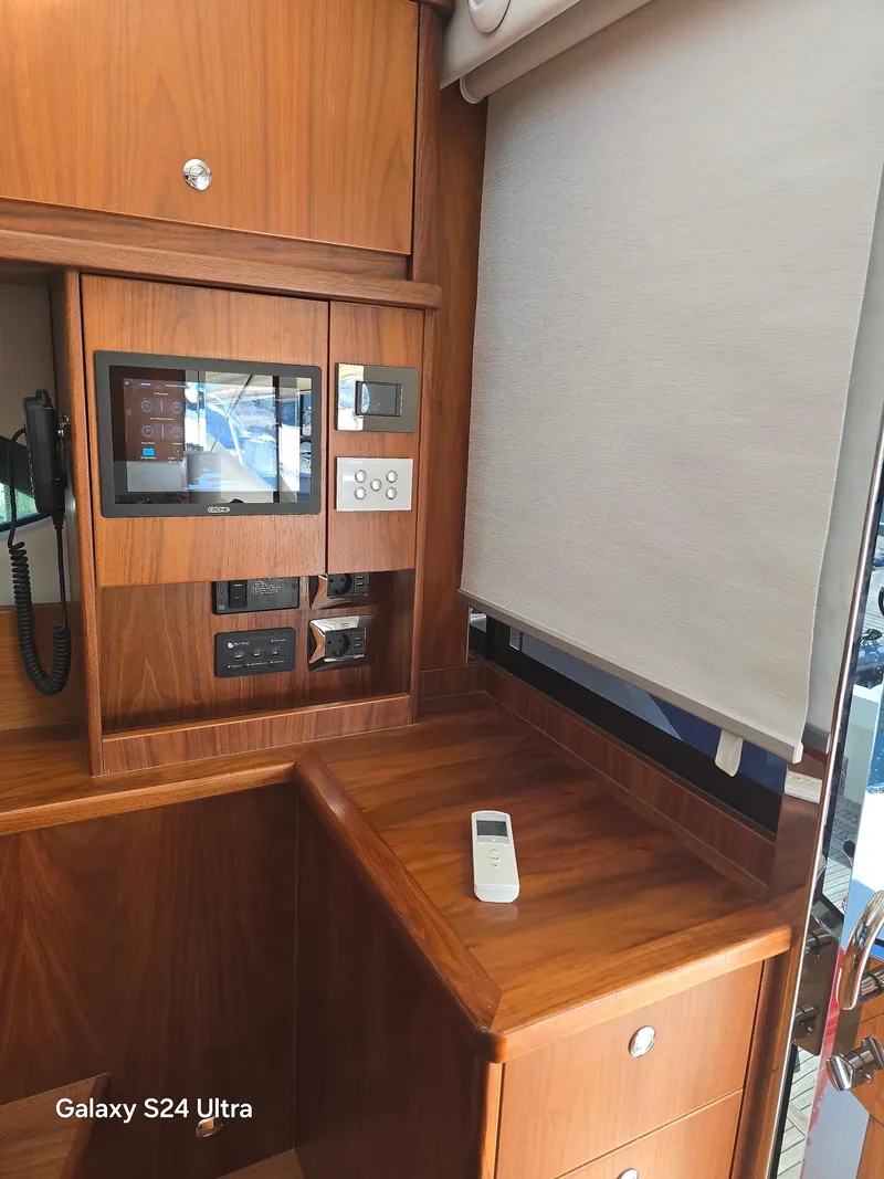 Slide: The Image of Riviera 54 Enclosed Flybridge 2022 - 86
