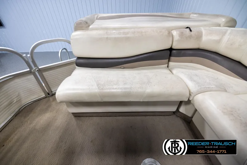 Slide: The Image of Sun Tracker 22 Party Barge 2005 - 15