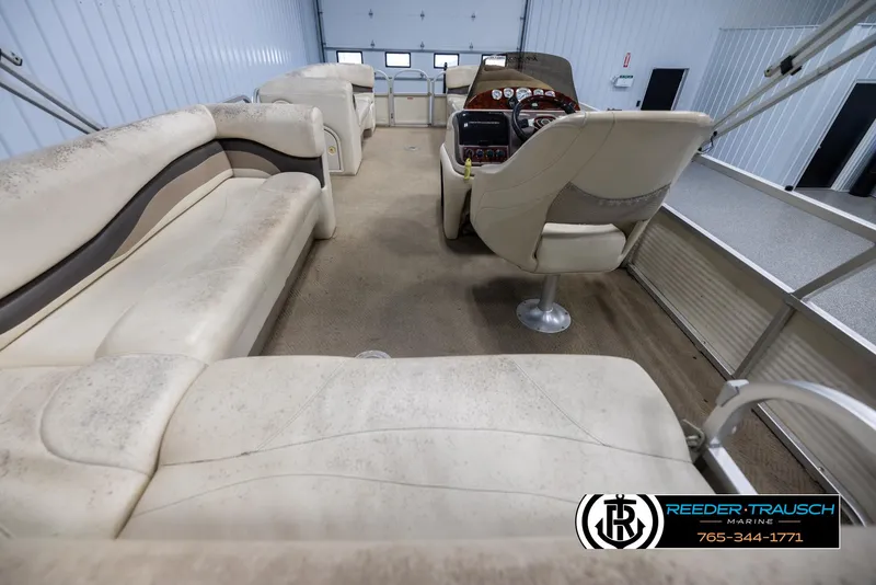 Slide: The Image of Sun Tracker 22 Party Barge 2005 - 16