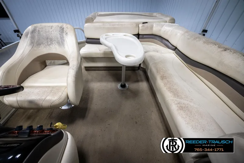 Slide: The Image of Sun Tracker 22 Party Barge 2005 - 21