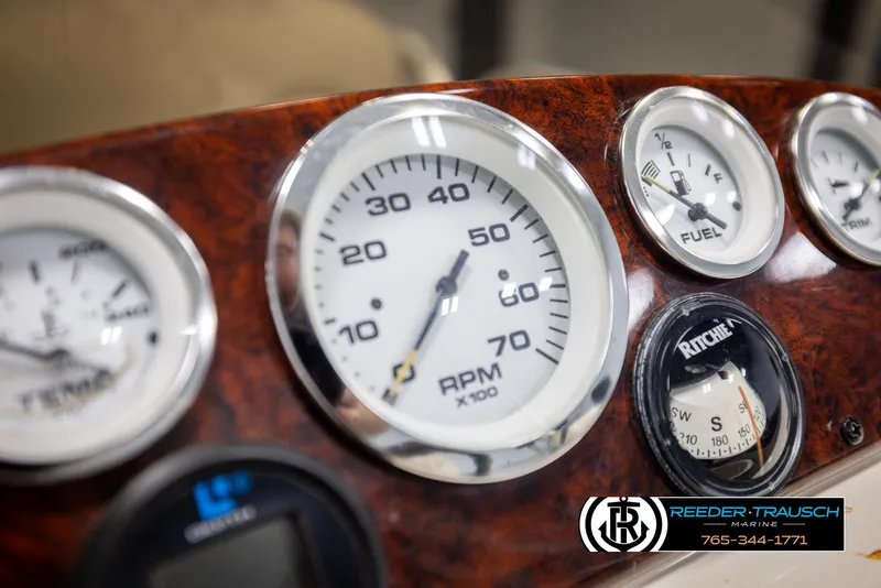 Slide: The Image of Sun Tracker 22 Party Barge 2005 - 28