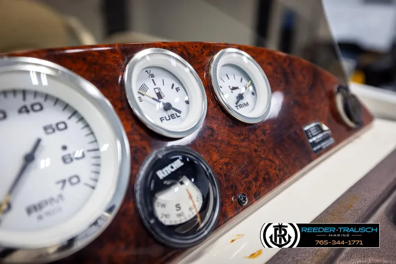 Slide: The Image of Sun Tracker 22 Party Barge 2005 - 29