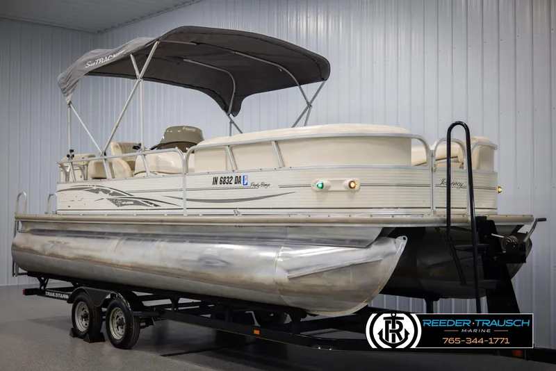 Slide: The Image of Sun Tracker 22 Party Barge 2005 - 3